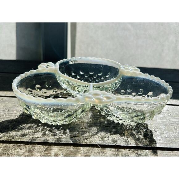 Moonstone Clear Opalescent Anchor Hocking 3 Part Dish Vintage White Trim Bowl - Picture 10 of 10